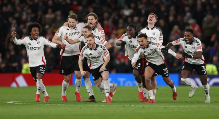 El Fulham eliminó al Manchester United de la FA Cup; Raúl Jiménez anotó en ronda de penaltis (Video)