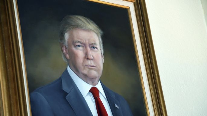 “Deliberadamente distorsionado”: Trump se queja de retrato y lo retiran