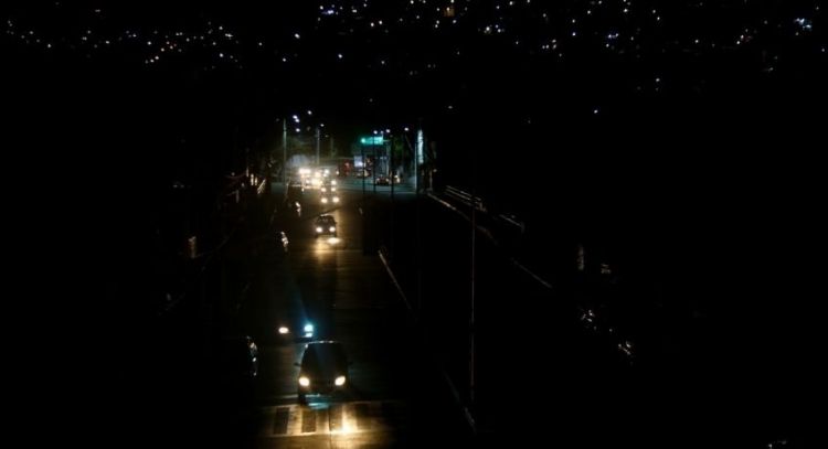 Apagón en la Península de Yucatán dejó a más de 2.2 millones de usuarios sin electricidad