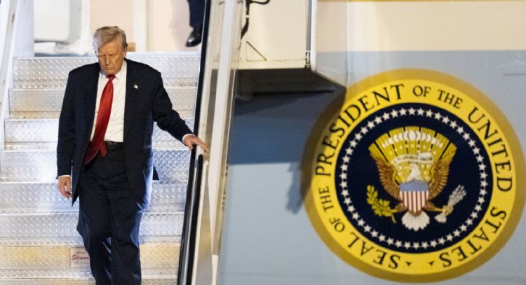 Trump dice que Irán ya tiene sobre la mesa una propuesta y un ultimátum sobre su programa nuclear