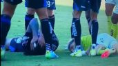 Emiliano Gómez, jugador del Puebla, convulsiona durante un partido tras choque de cabezas (Video)
