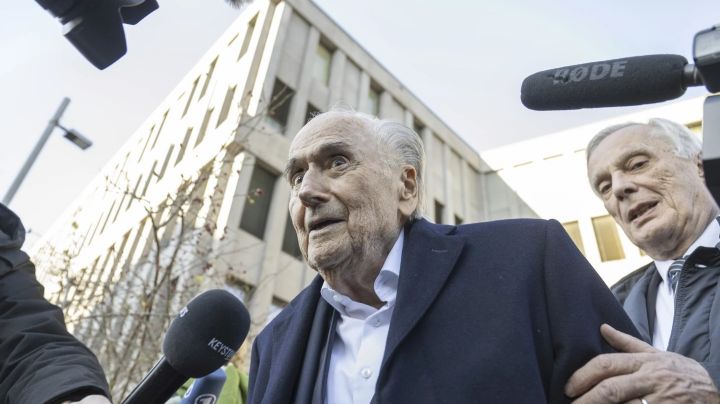 Blatter y Platini enfrentan un nuevo juicio por fraude por el pago de 2 mdd a la FIFA