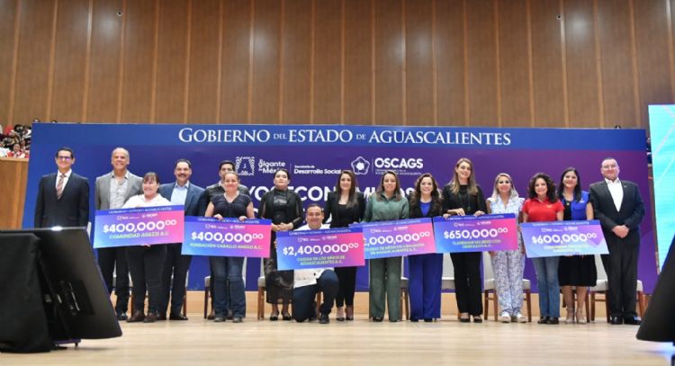 Gobernadora de Aguascalientes da 44 millones de pesos a asociaciones civiles para fortalecer labor