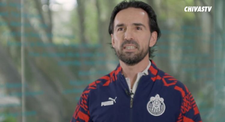 Gerardo Espinoza dirigirá a Chivas luego que el español Óscar García se desnviculara del equipo