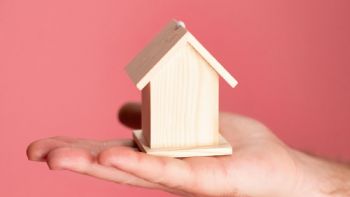 ¿Rentar más de 10 años da derecho a quedarse con una casa? Esto establece la ley