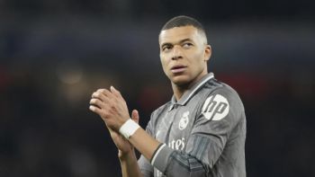 Kylian Mbappé será baja del Real Madrid por tres semanas tras lesionarse la rodilla izquierda