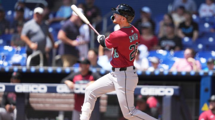 Smith y Naylor conectan HR's y Diamondbacks vencen 6-4 a Marlin
