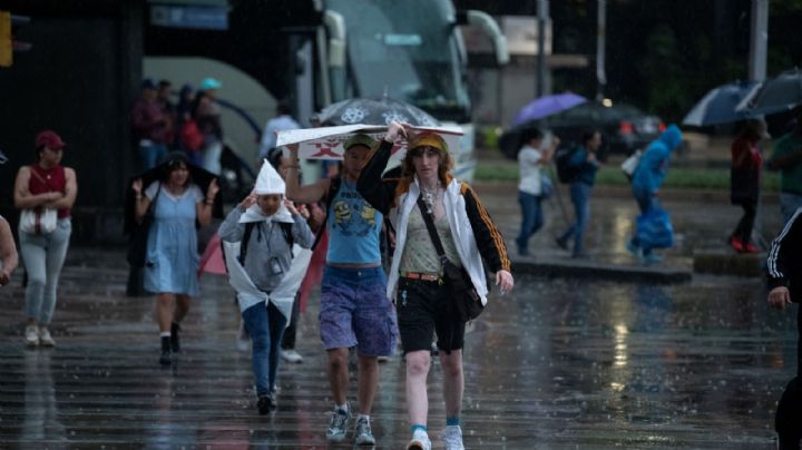 Se vuelve estacionario el frente frío 37; ¿dónde habrá chubascos y lluvias fuertes este jueves?