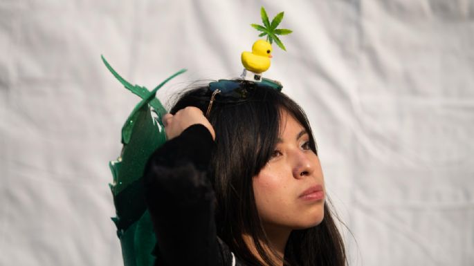 Marchan por el Día Internacional de la Marihuana en CDMX; piden no ser criminalizados