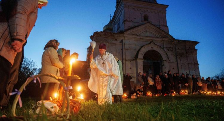 Antes de visita papal, España avanza con reparaciones a víctimas de abusos sexuales de la Iglesia