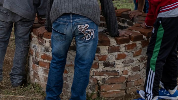 Fallido rescate en un pozo: caen y mueren tres civiles y tres policías
