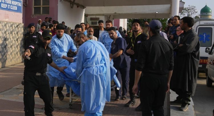 Hombres armados matan al menos a 26 visitantes en complejo turístico en la India