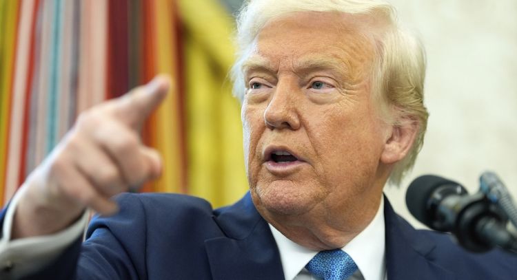 Congreso aprueba el recorte de 9 mmdd de Trump a la radiodifusión pública y la ayuda exterior