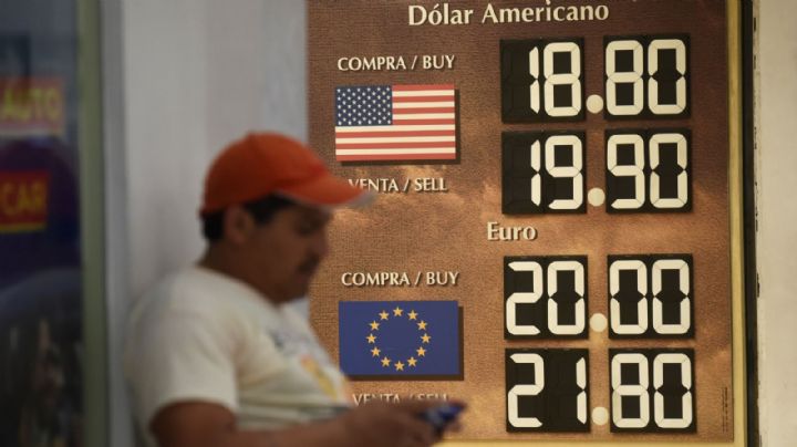 El peso se aprecia levemente tras cifras laborales de Estados Unidos