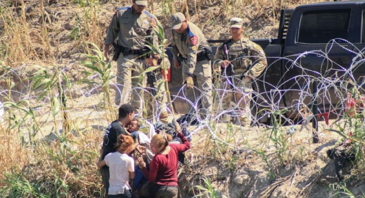 Trump presume que la frontera sur es la más fuerte y segura en la historia de EU