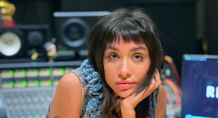 Hospitalizan a la cantante argentina María Becerra tras sufrir embarazo ectópico