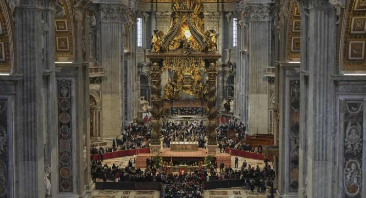 Cerca de 250 mil dolientes rinden homenaje al papa Francisco durante tres días