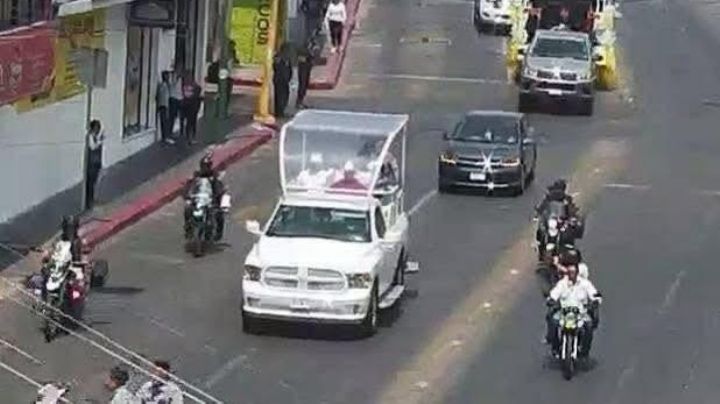 Arzobispo de la arquidiócesis de Tuxtla se pasea en Papamóvil
