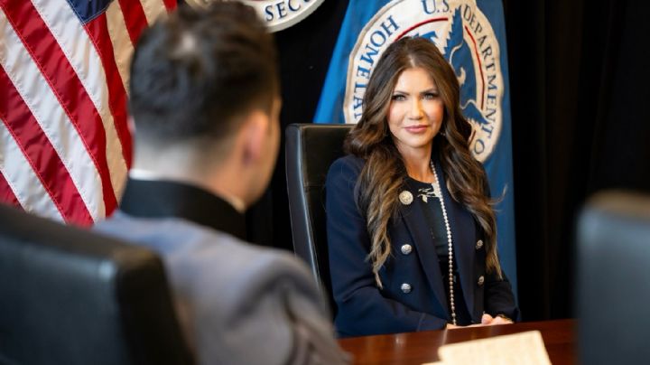 Detienen a sospechoso por robo de bolso de Kristi Noem, secretaria de Seguridad de EU