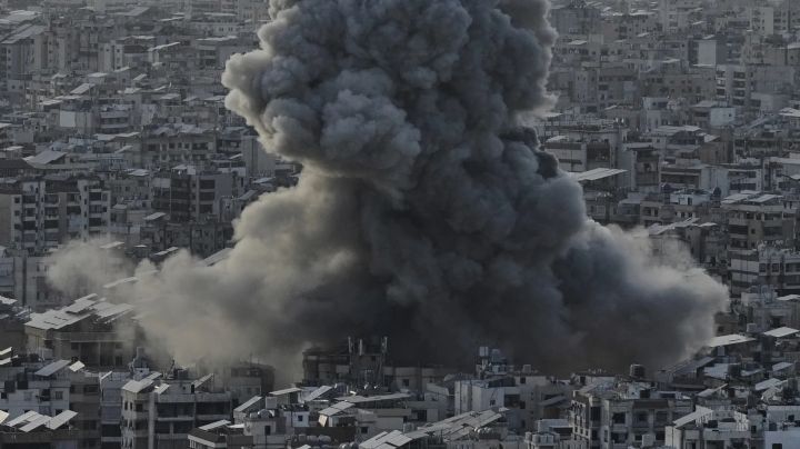 Aviones israelíes atacan Beirut por tercera vez desde que comenzó el alto el fuego
