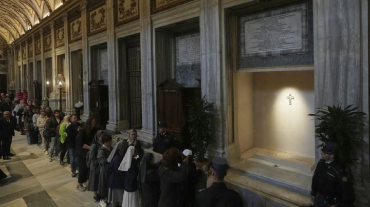 Así es la tumba del papa Francisco; un sepulcro sencillo para el hombre que también lo fue