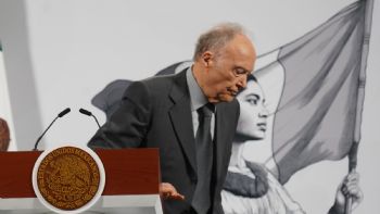 FGR se deslinda de Gertz Manero por afirmación de montaje en caso Florence Cassez