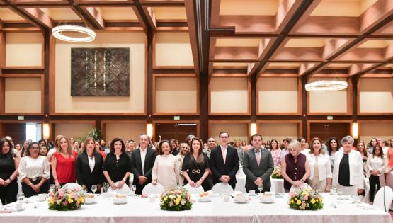 Gobernadora de Aguascalientes reconoce labor de emprendedoras
