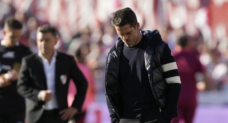 Boca Juniors despide al director técnico Fernando Gago tras la derrota 2-1 ante River Plate