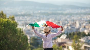 Los nuevos destinos favoritos de los mexicanos para estudiar en el extranjero