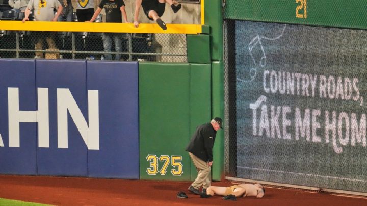Hombre cae desde un muro de más de seis metros en PNC Park durante juego de los Piratas