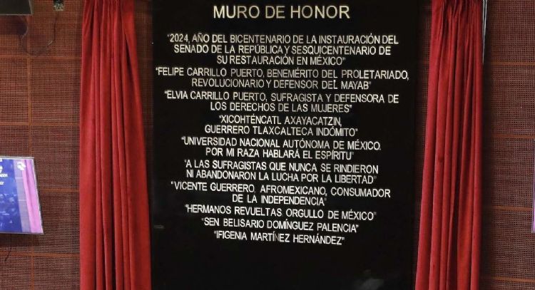 Senado devela el nombre de Ifigenia Martínez en el Muro de Honor