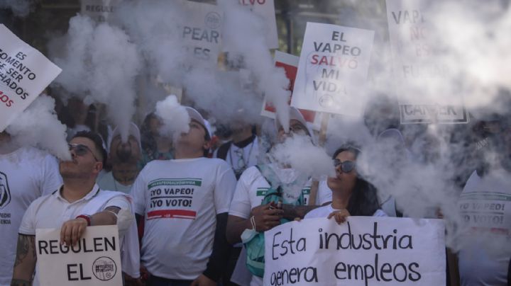 Prohibición de vapeadores da impulso a mercado negro y golpe millonario contra el fisco