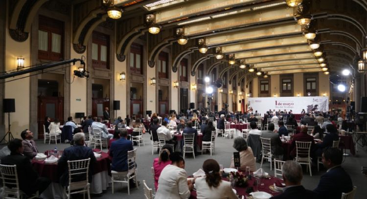 Semana laboral de 40 horas se aplicará de forma gradual; “no se puede de un día a otro”: Sheinbaum