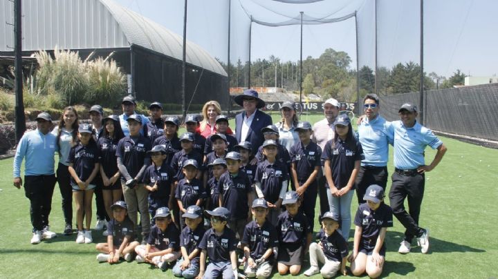 Golf para todos: abren escuelas públicas para niños de escasos recursos