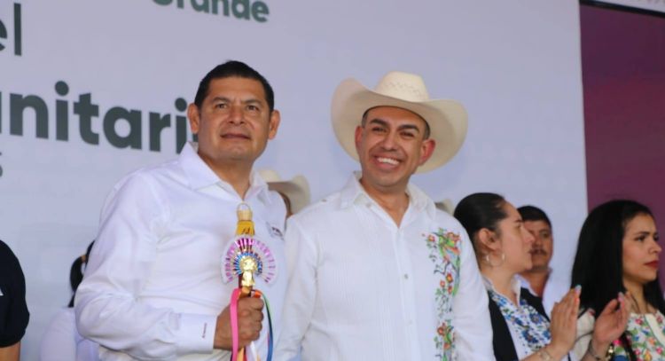 Hallan drogas y armas en propiedades del alcalde morenista de Cuautempan, Puebla