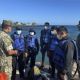 Náufragos peruanos y colombianos llegan a islas Galápagos tras rescate luego de 50 días a la deriva