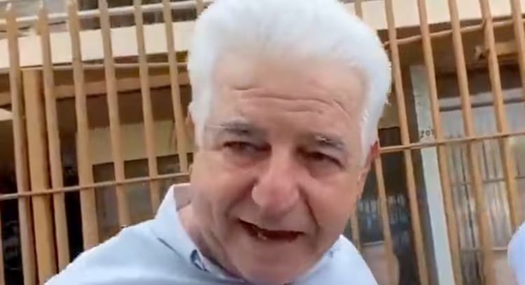 Universitarios abuchean y gritan "buitre" al hermano de AMLO en el TecnolÃ³gico de BalancÃ¡n (Video)