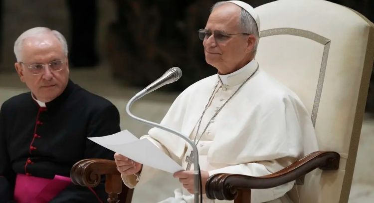 Papa León XIV pide liberación de periodistas encarcelados y defiende libertad de expresión
