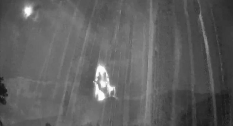 Así entró en erupción el volcán Canlaón de Filipinas (Video)