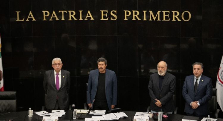 El Senado guarda un minuto de silencio por la muerte de José Mujica