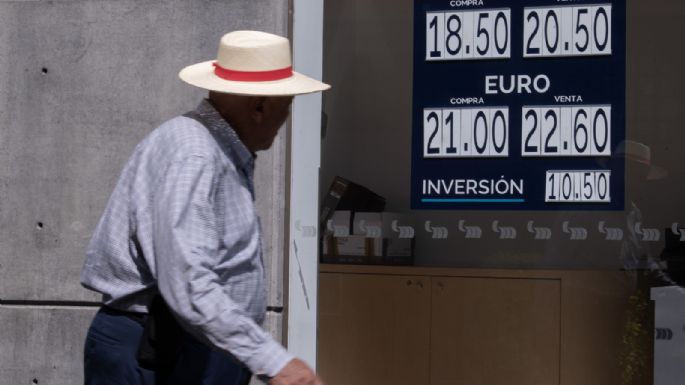 El peso se fortalece por tensiones entre Trump y Asia; cotiza alrededor de 19.33 por dólar