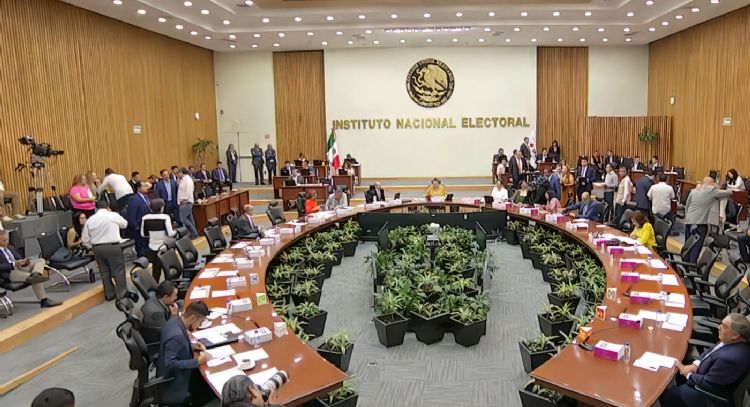 INE batea 38 mil solicitudes de observadores electorales; la mayoría eran militantes de Morena