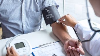 En México, un tercio de los menores de 40 años tiene hipertensión arterial y no lo sabe