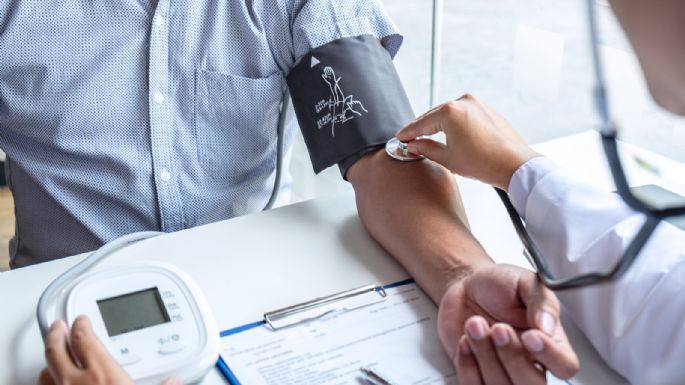 En México, un tercio de los menores de 40 años tiene hipertensión arterial y no lo sabe