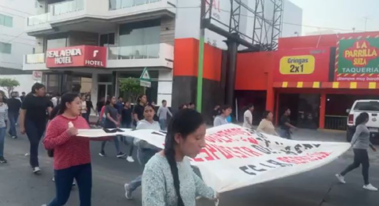 Normalistas acusan a policías de la muerte de un estudiante durante una persecución (Video)