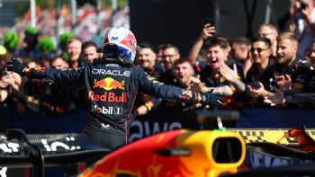 El piloto de Red Bull, Max Verstappen, gana el Gran Premio de Emilia-Romaña de F1