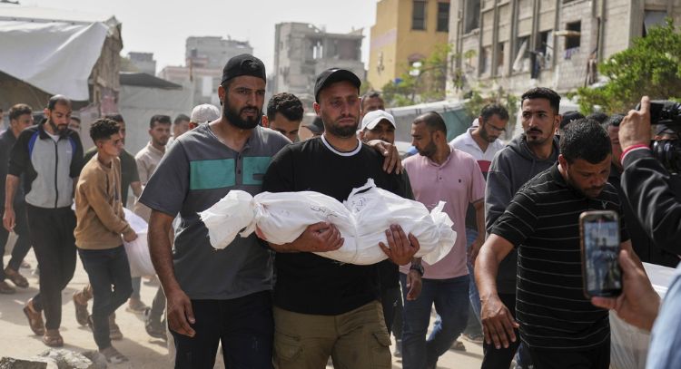 Mientras continúa la ofensiva en Gaza, Israel envía delegación a Qatar para negociar alto al fuego