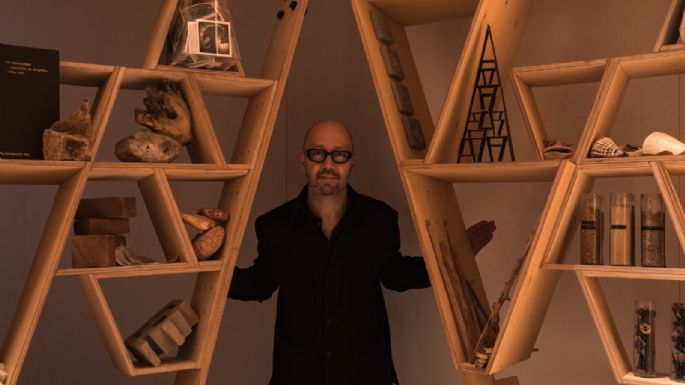 La resiliencia del concreto mexicano: un homenaje a Acapulco en la Bienal de Venecia 2025