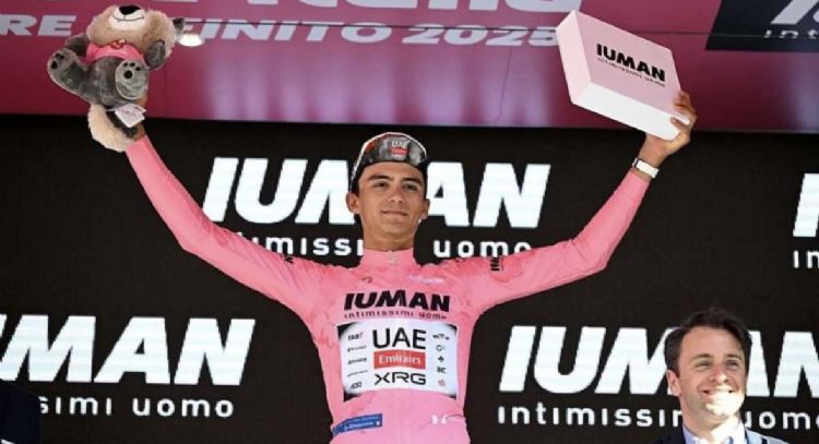 Ha sido increíble y difícil de realizar: Isaac del Toro tras conseguir liderato del Giro de Italia