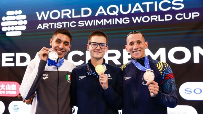Diego Villalobos gana doble plata individual en Copa Mundial de Natación Artística